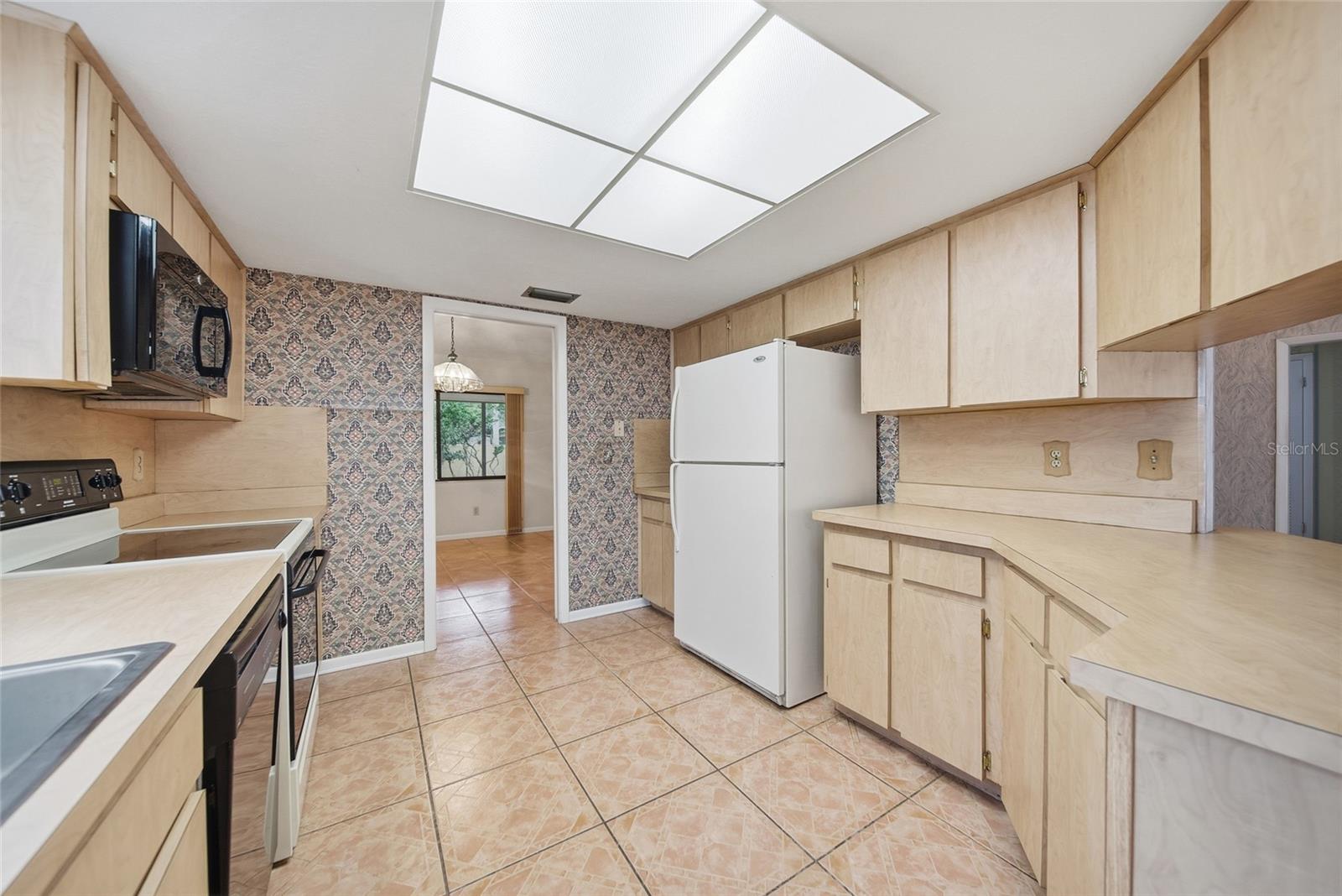 FAIRWAY VILLAGE - Residential