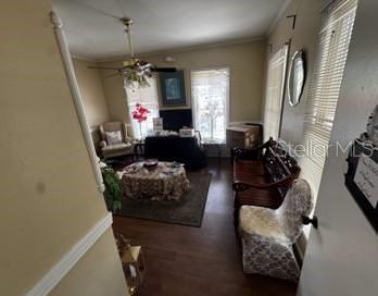 WASHINGTON - Commercial Sale