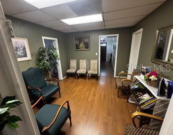 WASHINGTON - Commercial Sale
