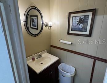 WASHINGTON - Commercial Sale