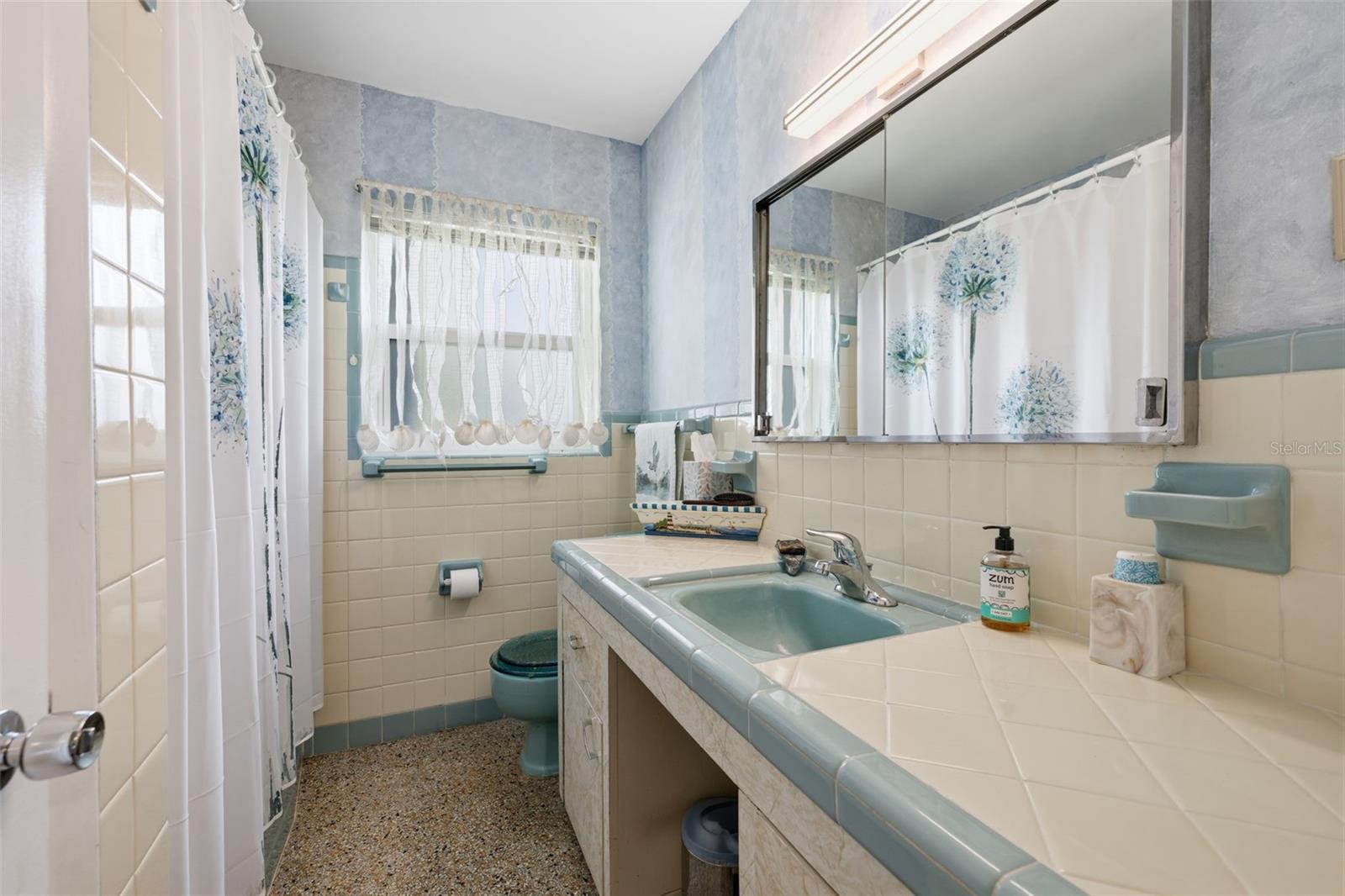 HARBOR HEIGHTS - Residential