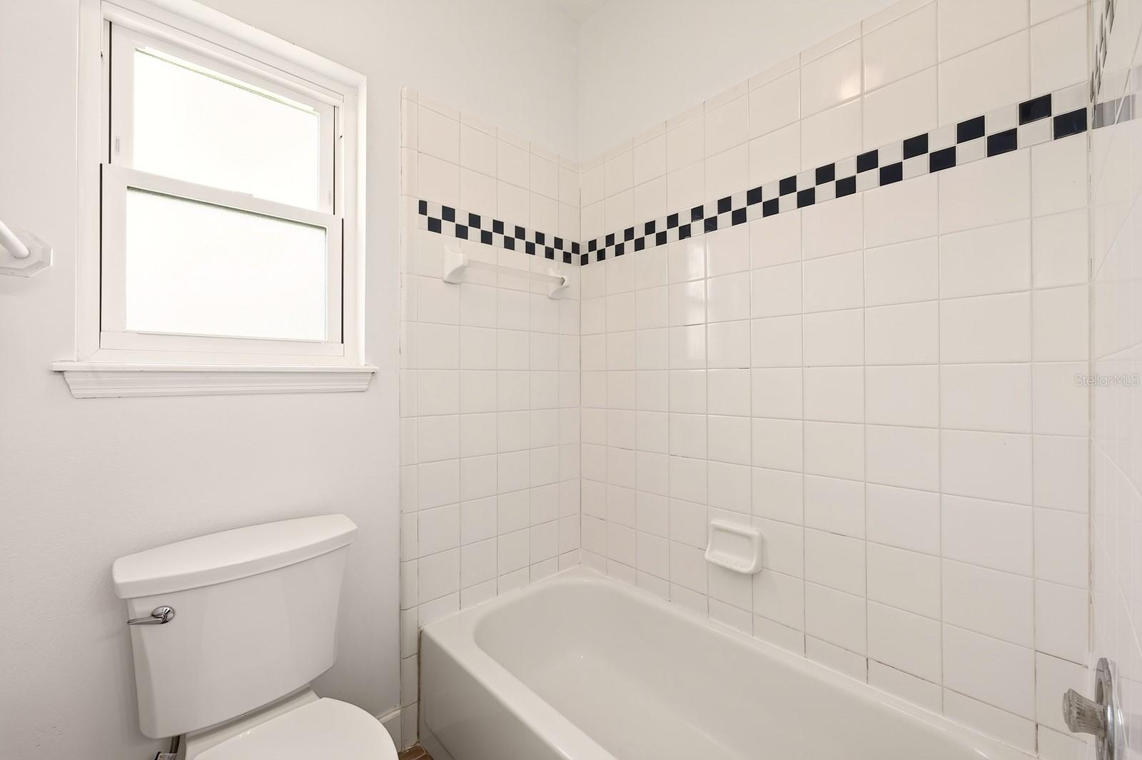 BENTLEY OAKS - Residential