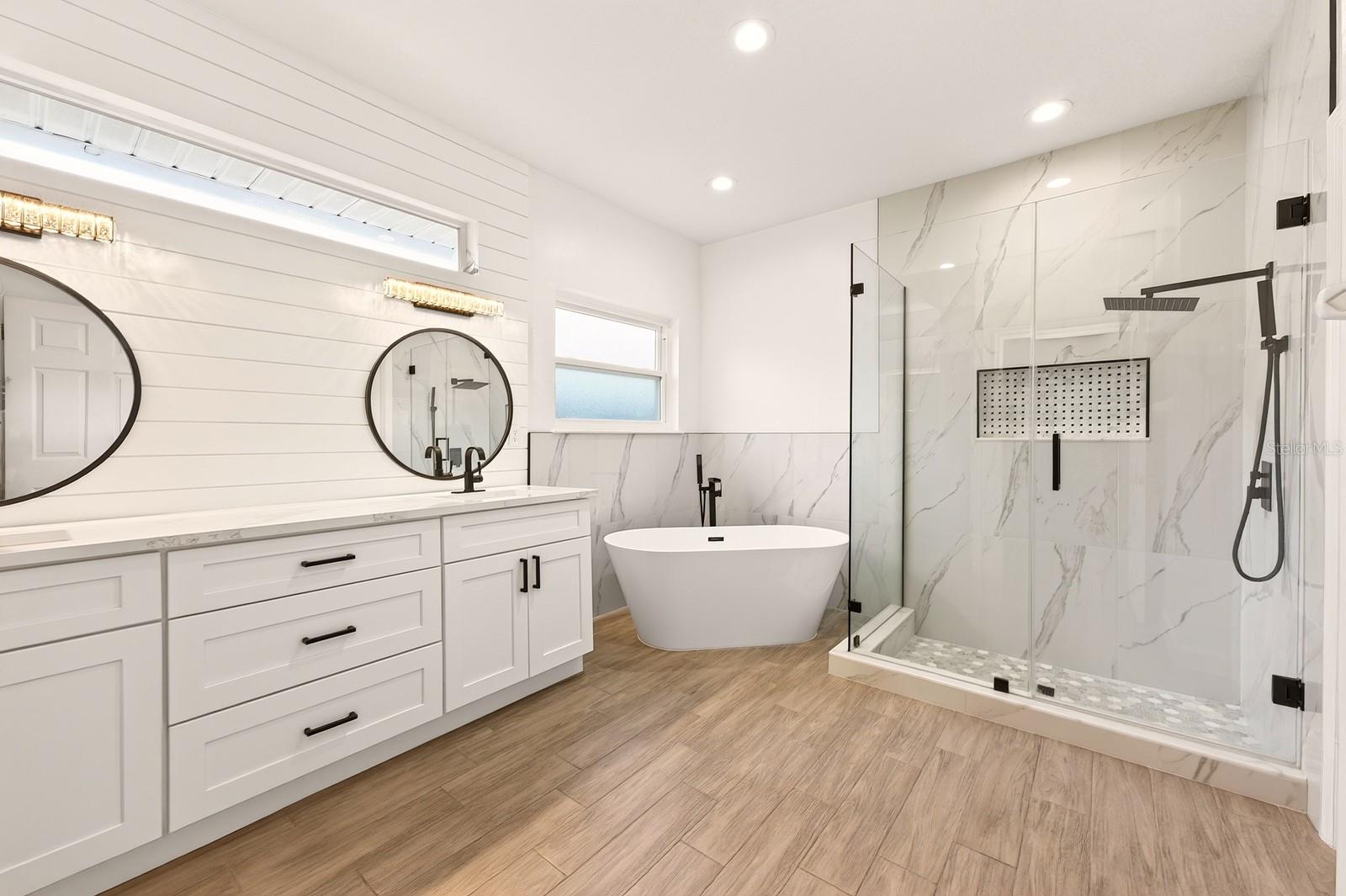 BENTLEY OAKS - Residential