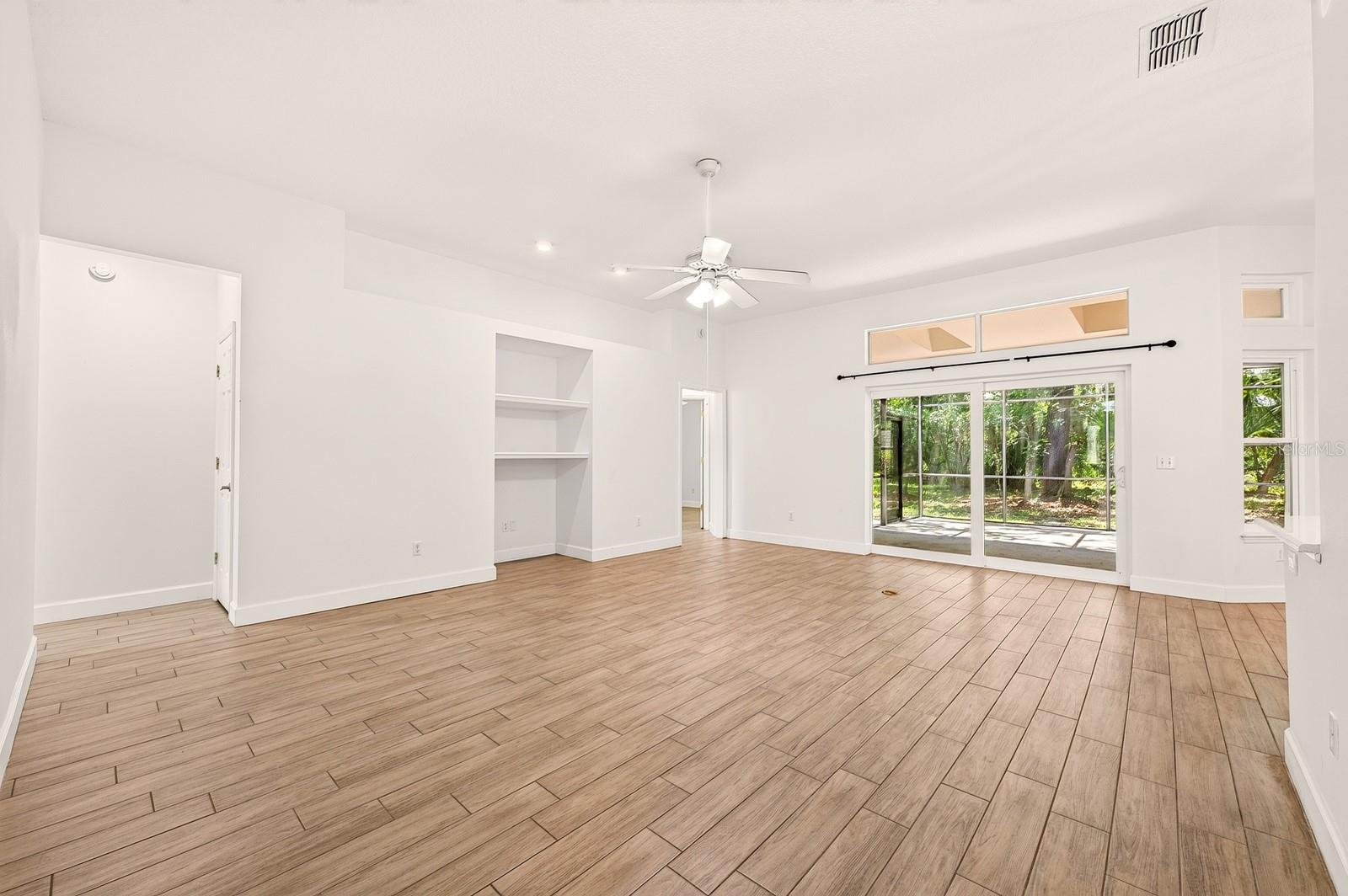 BENTLEY OAKS - Residential