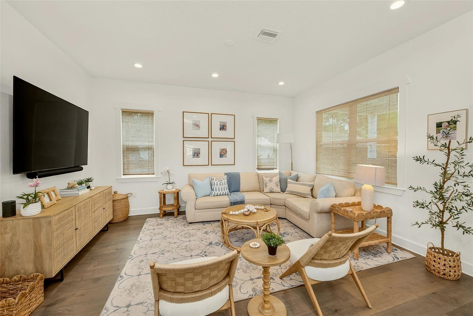 WYOMING ESTATES - Residential