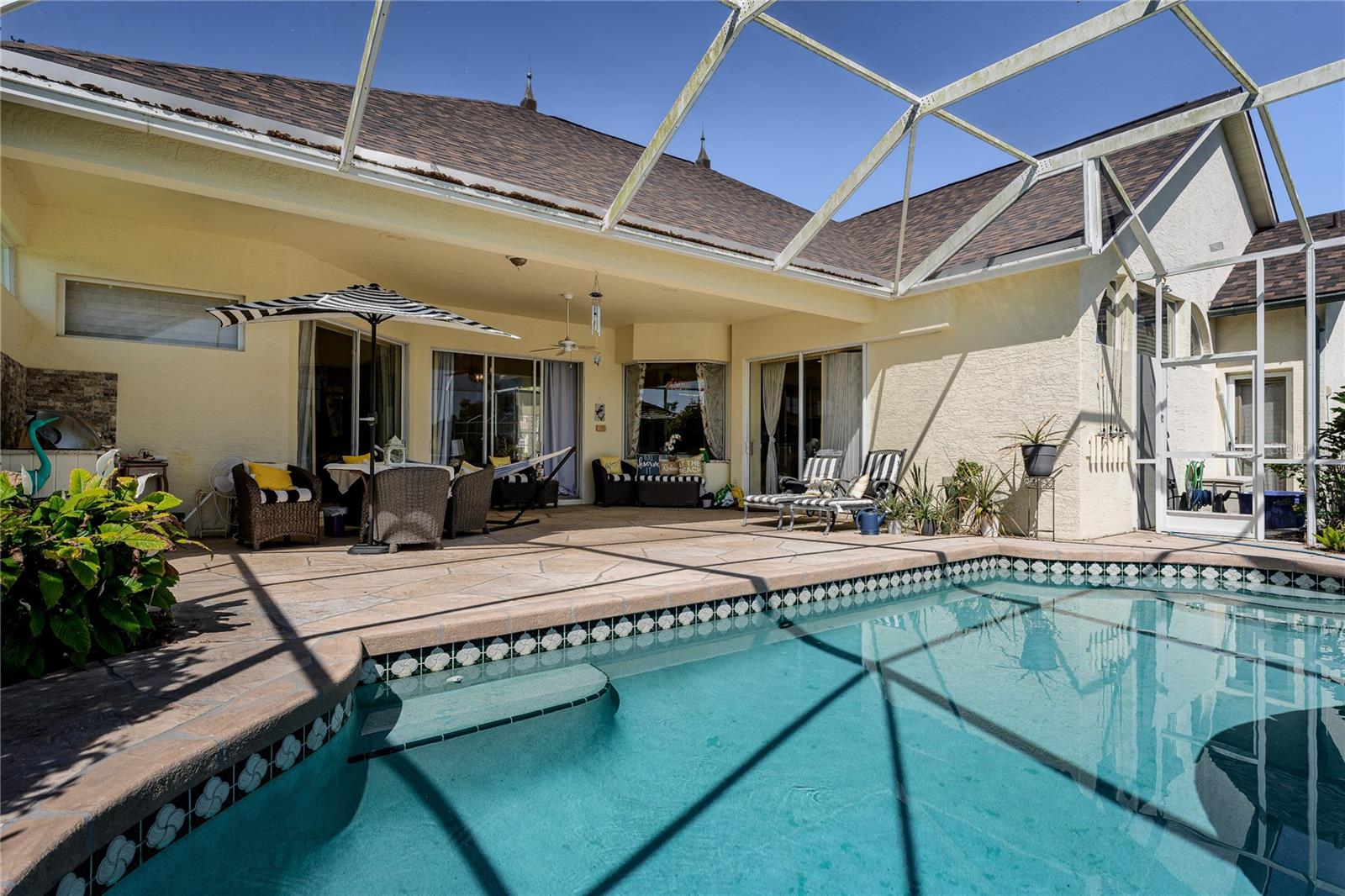 OAK CREEK - Residential