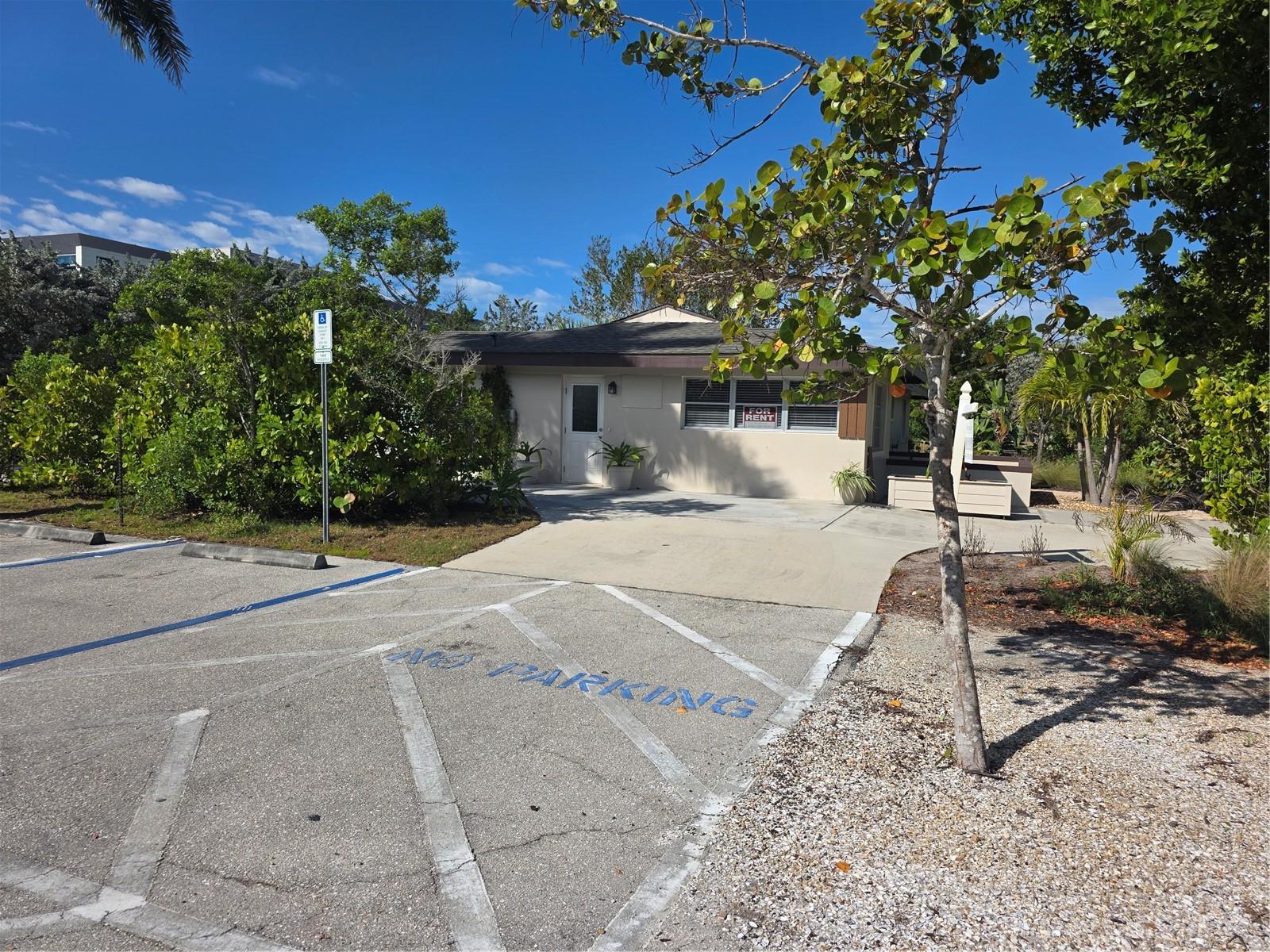 WOODS 2ND ADD - Residential Income