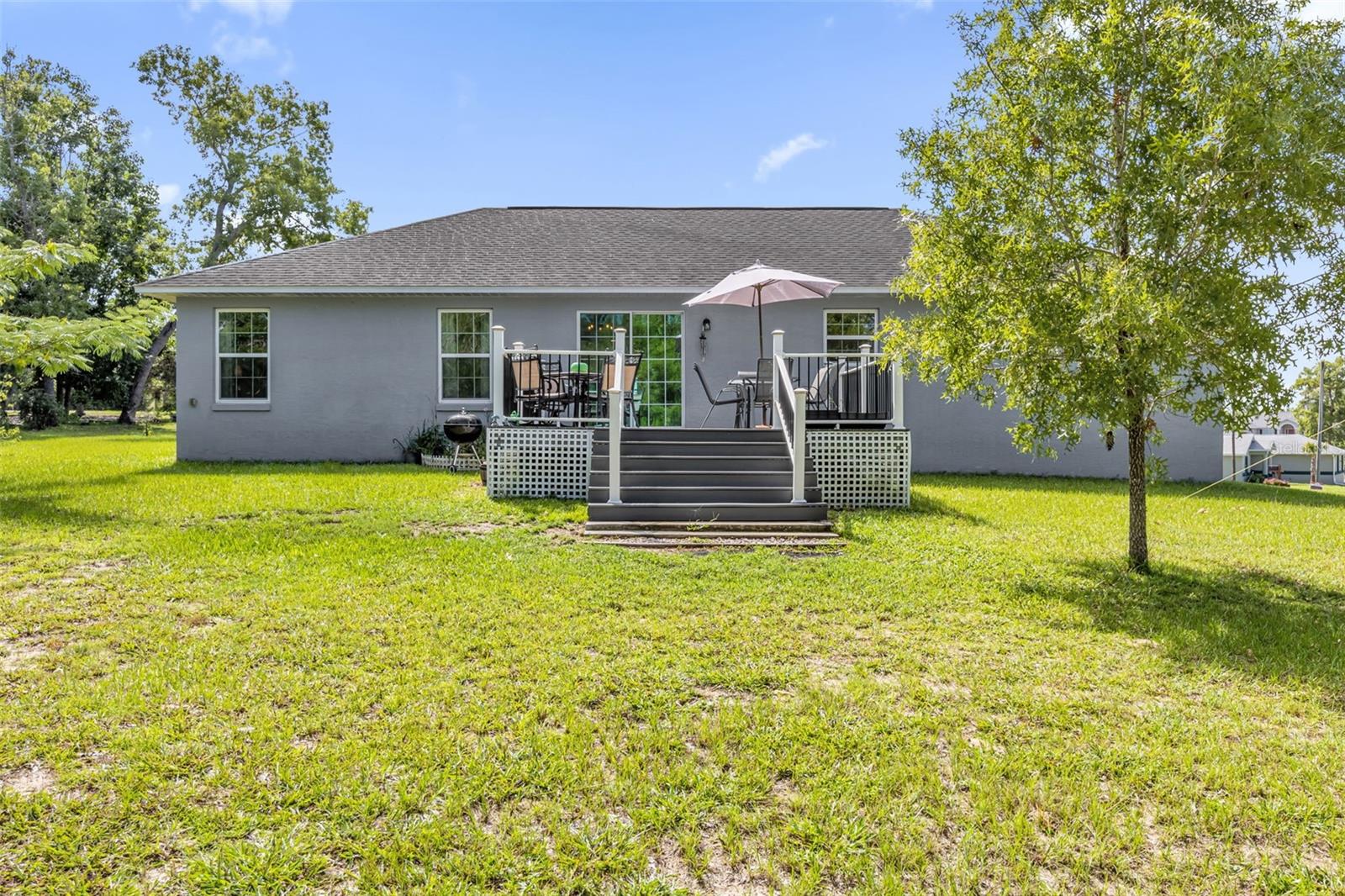 KINGSLAND COUNTRY ESTATE WHISPERING PINES - Residential