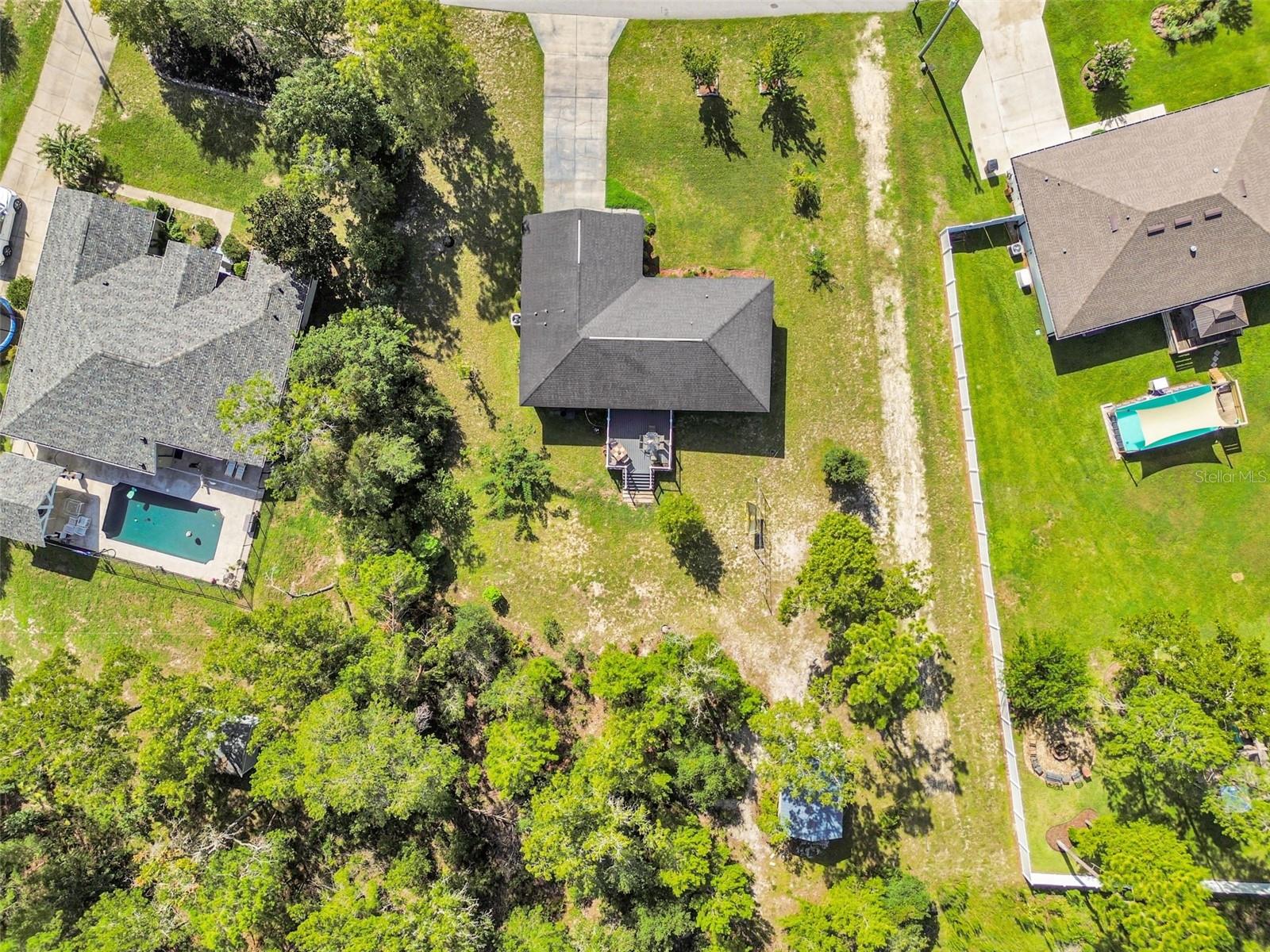 KINGSLAND COUNTRY ESTATE WHISPERING PINES - Residential