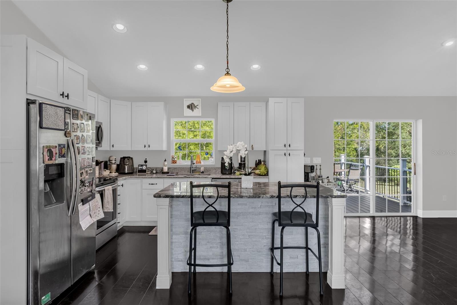 KINGSLAND COUNTRY ESTATE WHISPERING PINES - Residential