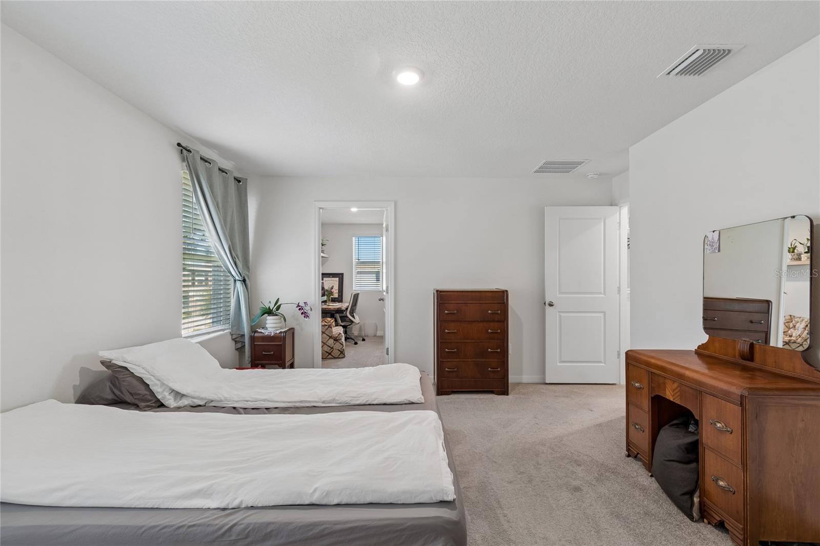 SUWANNEE LAKESIDE PH 2 & 3 - Residential