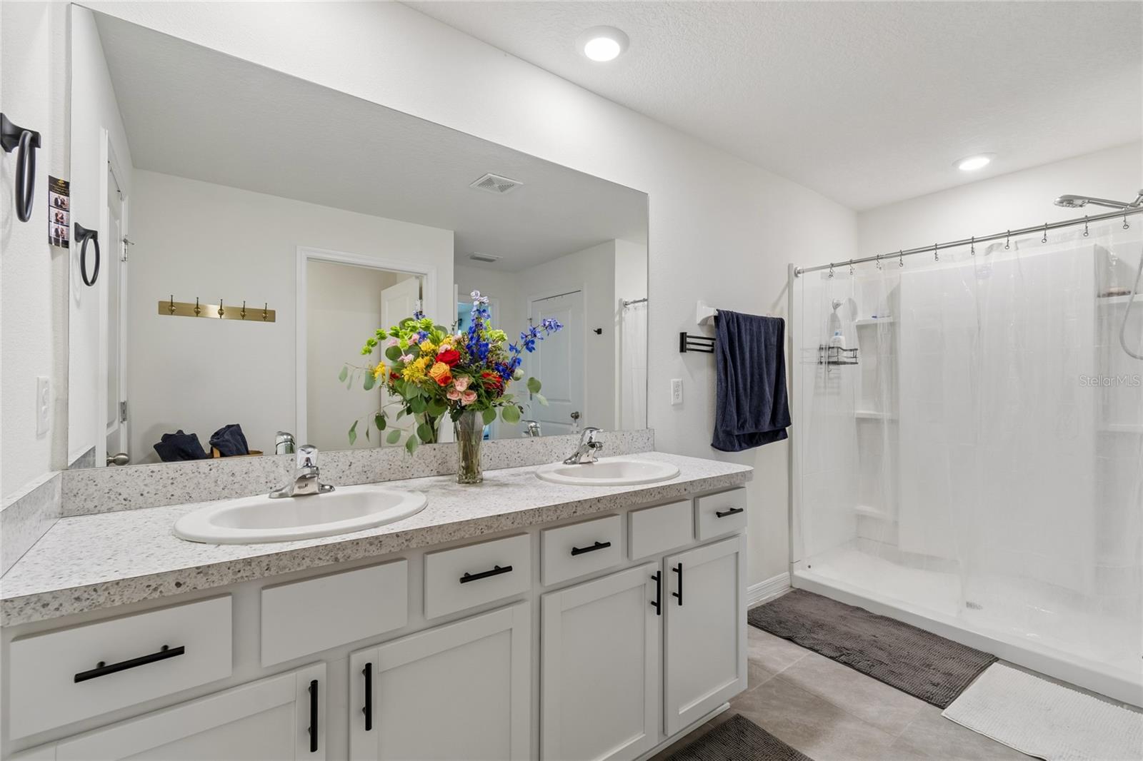 SUWANNEE LAKESIDE PH 2 & 3 - Residential