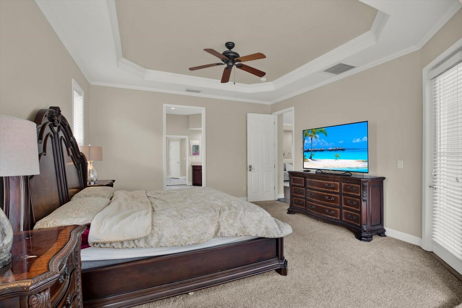WATERS EDGE 01 - Residential
