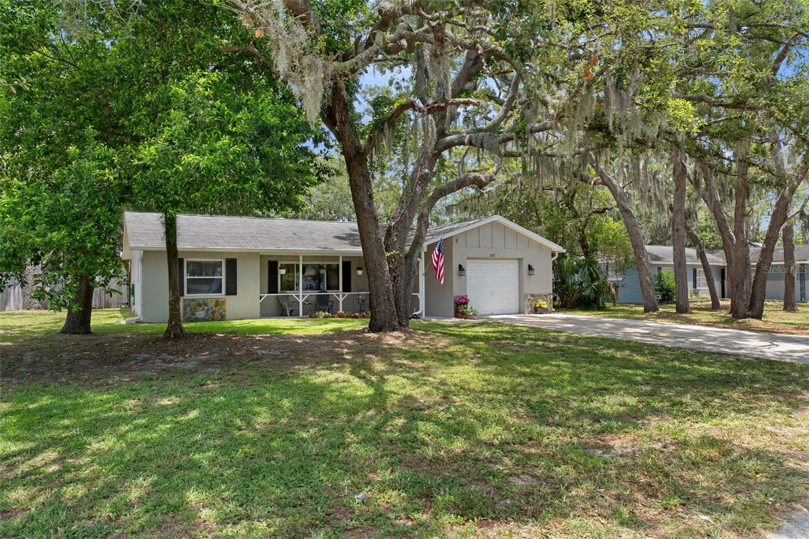 SPRING HILL - Residential