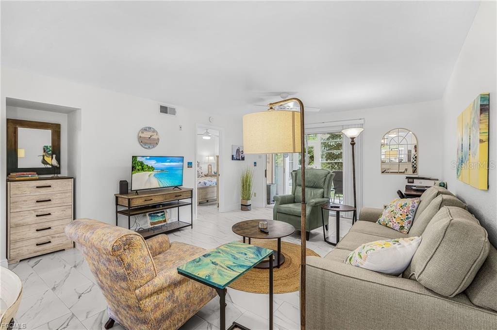 SUMMERLIN TRACE CONDO 01-15 - Residential