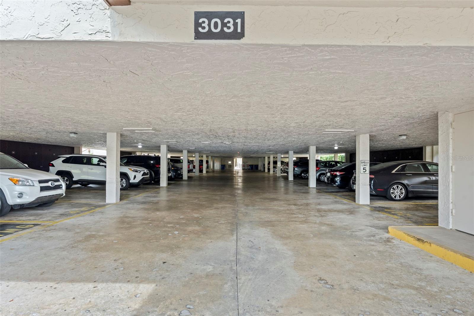 BRYNNWOOD CONDO 1 - Residential