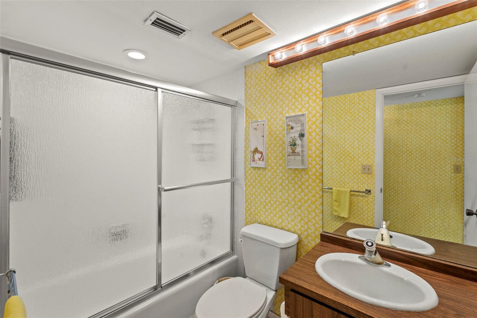 BRYNNWOOD CONDO 1 - Residential