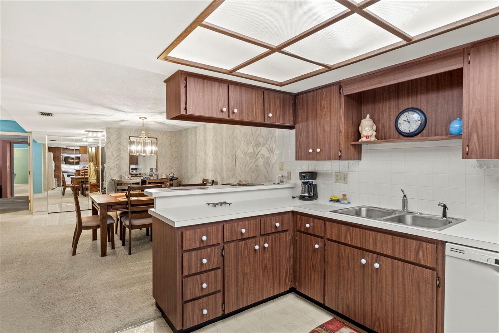 BRYNNWOOD CONDO 1 - Residential
