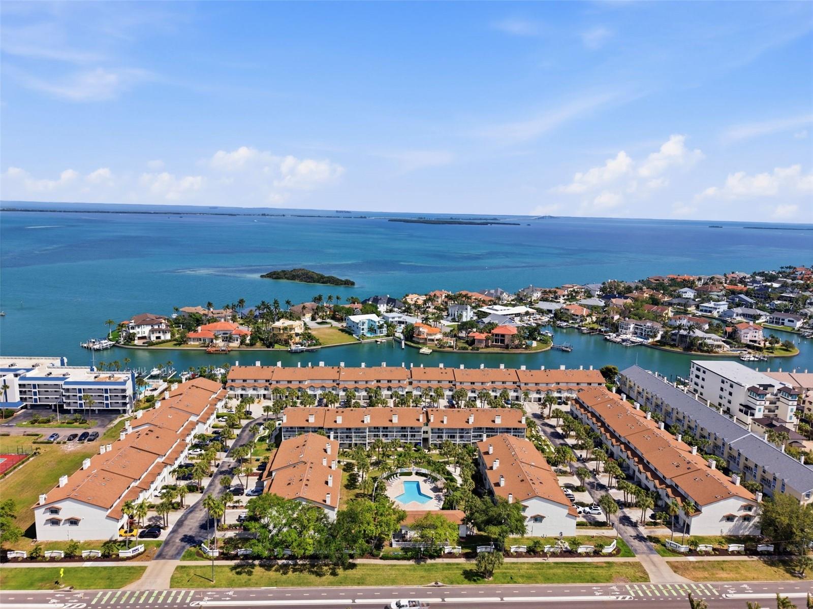 PALMS OF TIERRA - Residential Lease