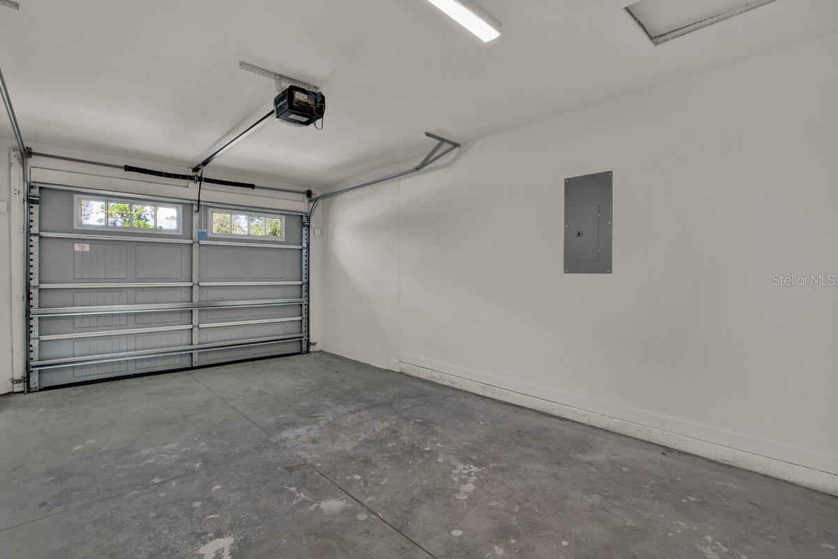 SEBRING COUNTRY ESTATE SEC 03 - Residential
