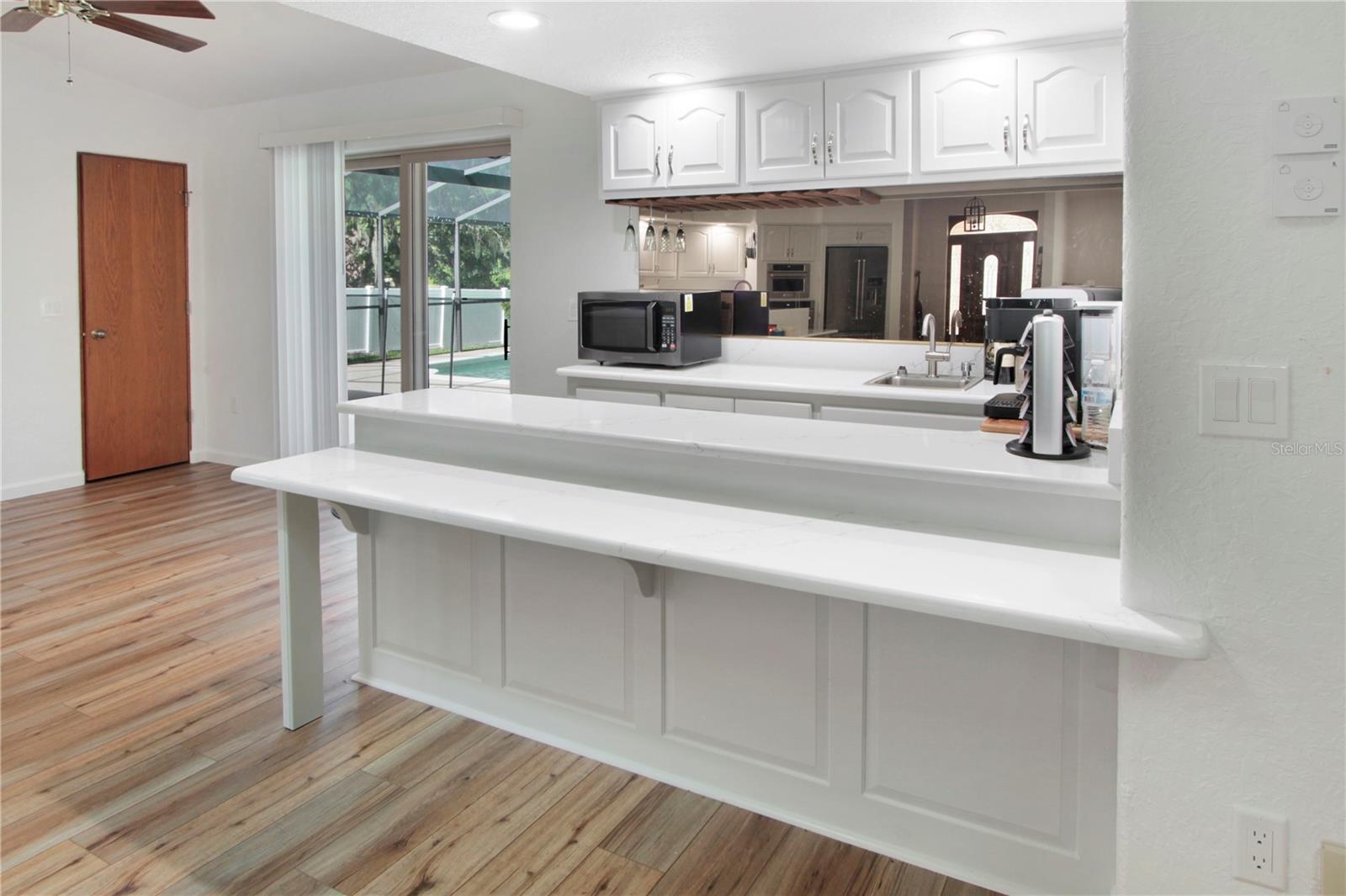 SILVER LAKE ESTATES - Residential