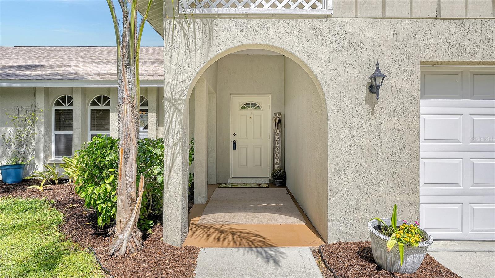 COLONIAL OAKS - Residential