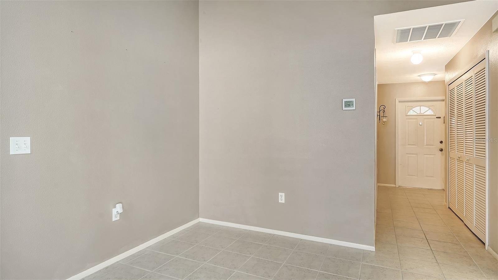 COLONIAL OAKS - Residential
