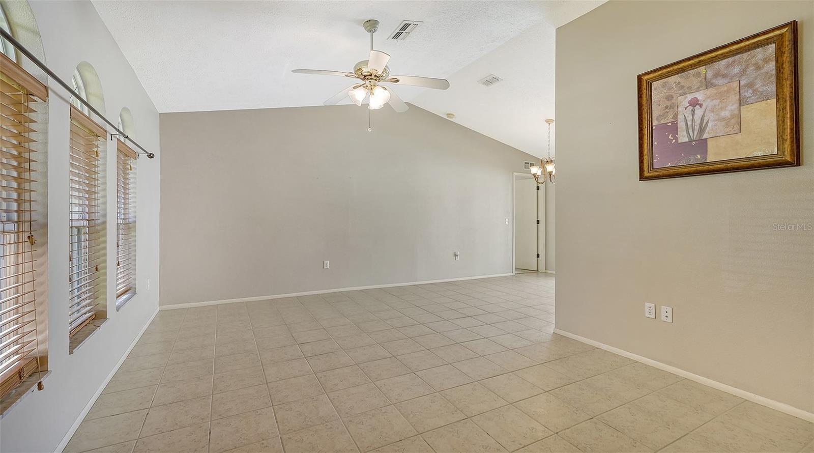 COLONIAL OAKS - Residential
