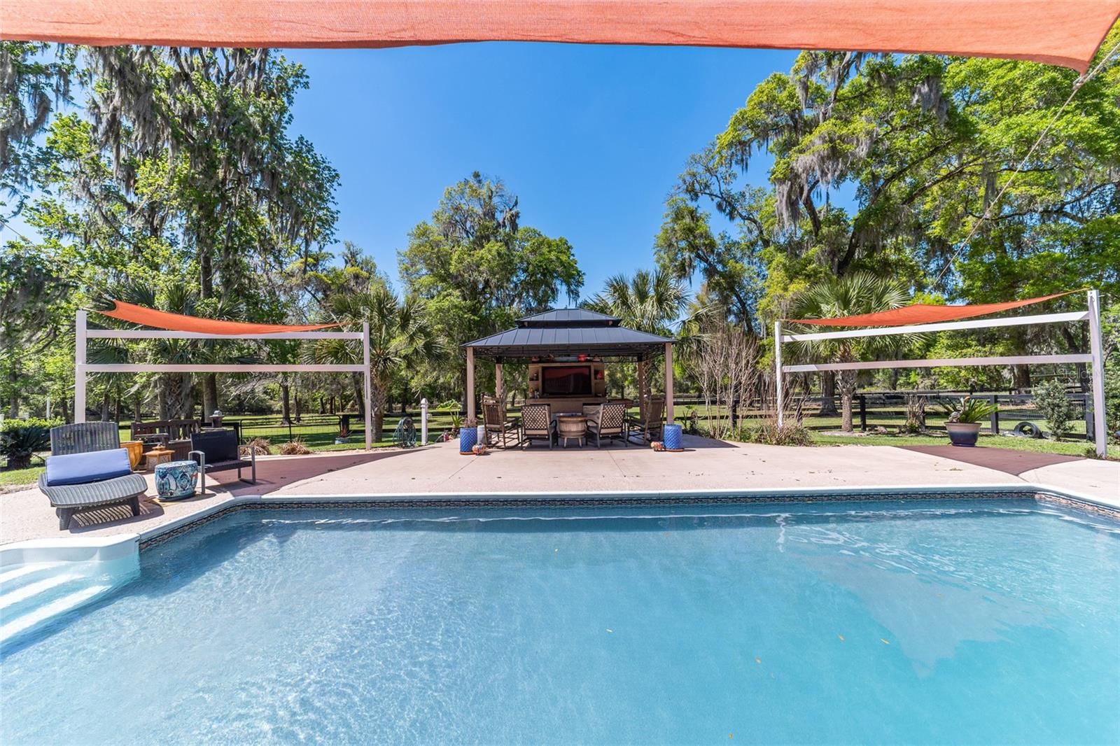 SHADY ROAD RANCHES - Residential