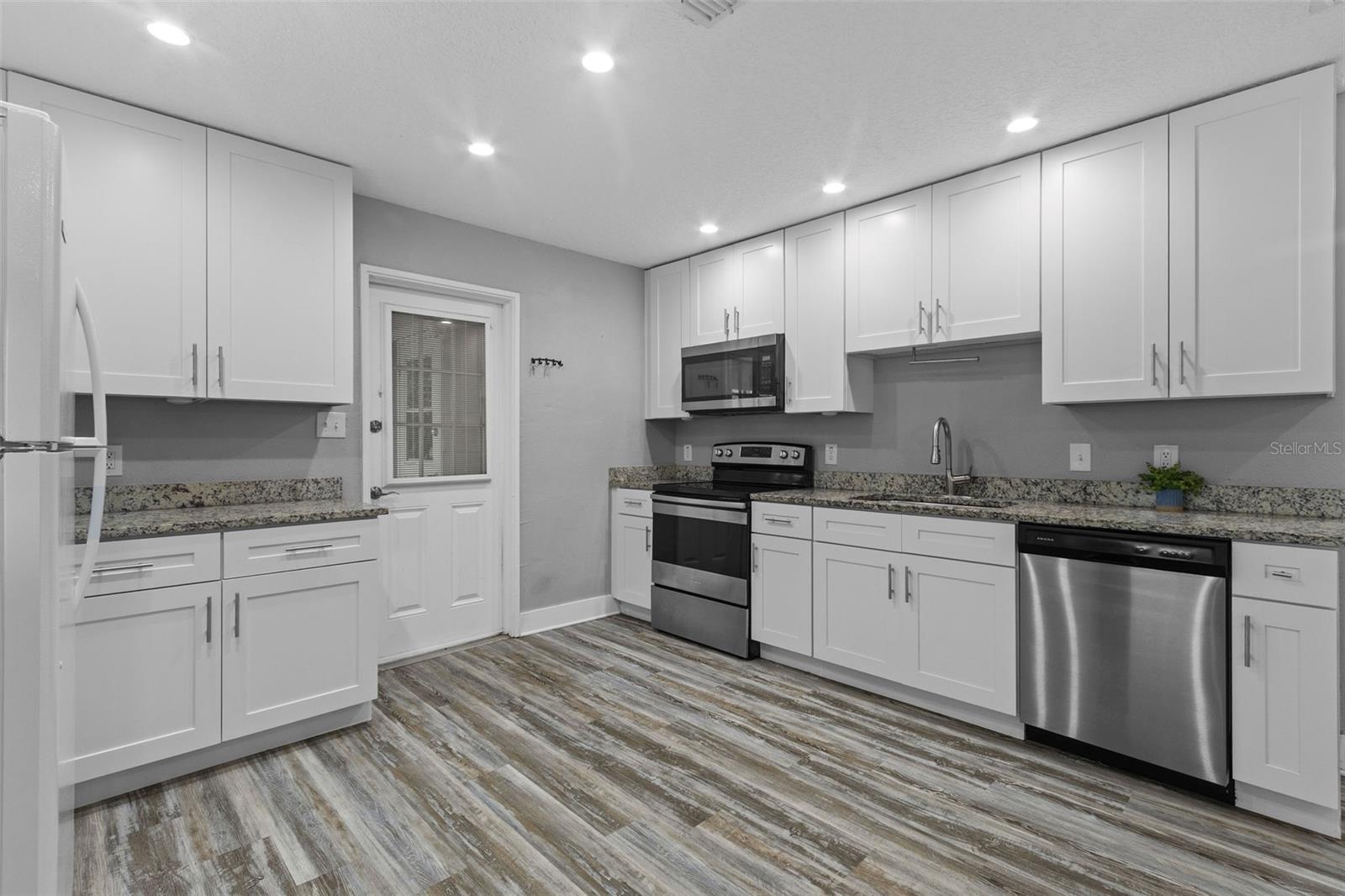 GANDY GARDENS 2 - Residential