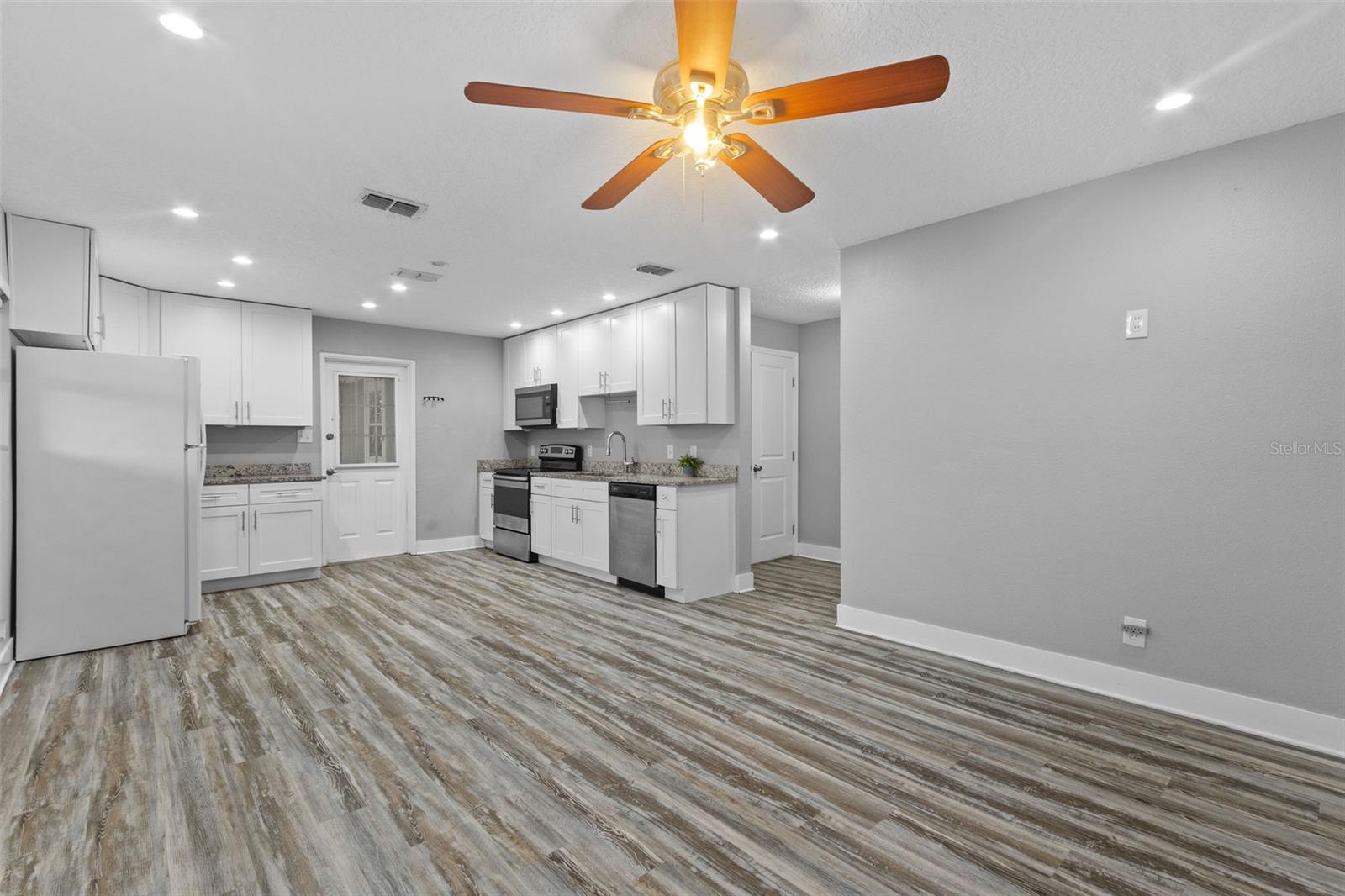 GANDY GARDENS 2 - Residential