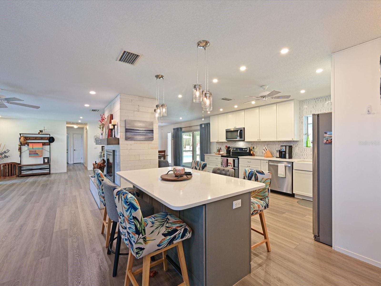 N W REGENCY - Residential