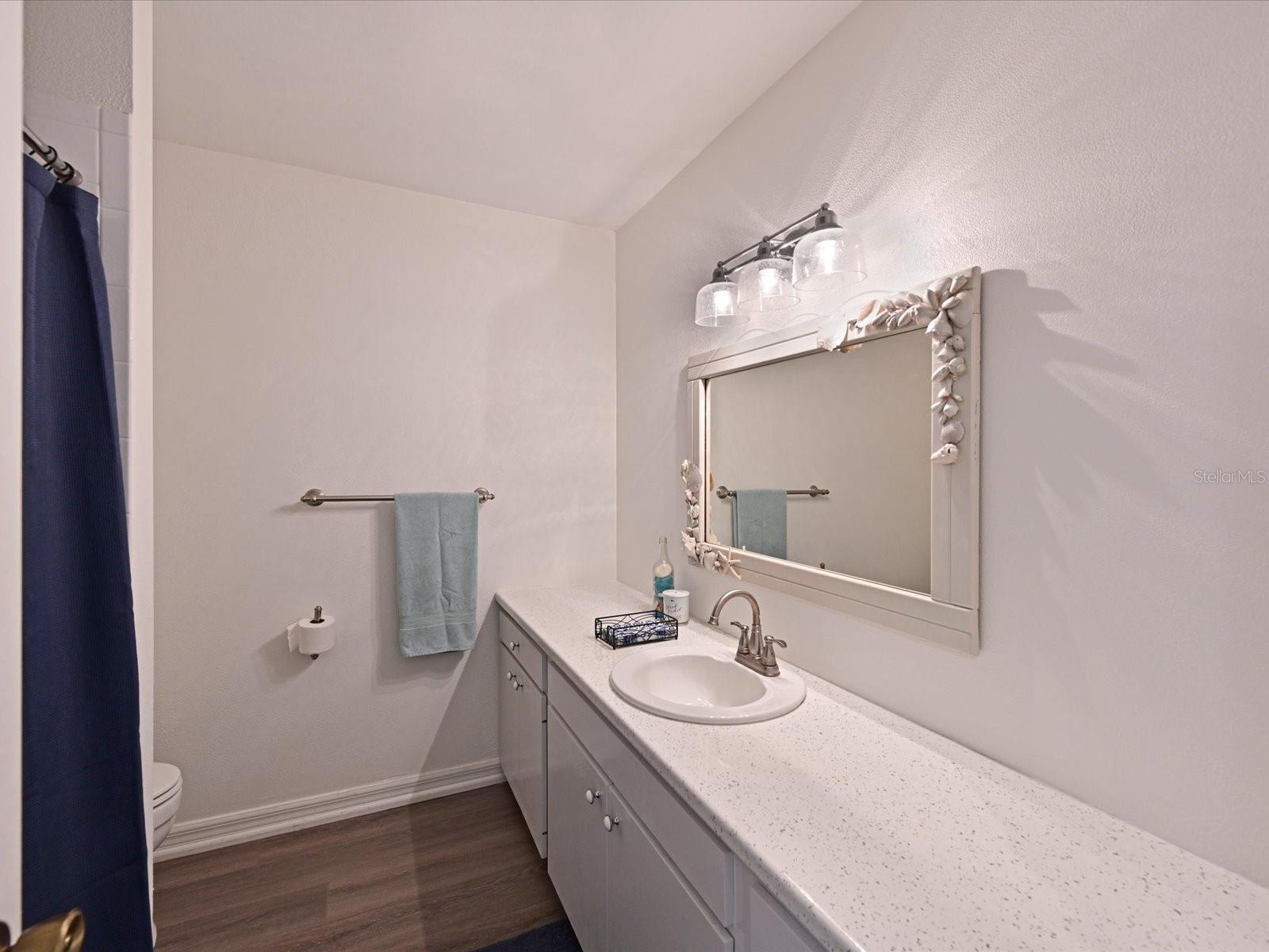 N W REGENCY - Residential