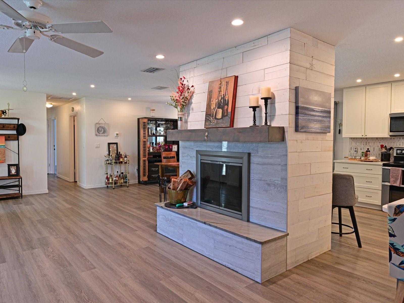 N W REGENCY - Residential