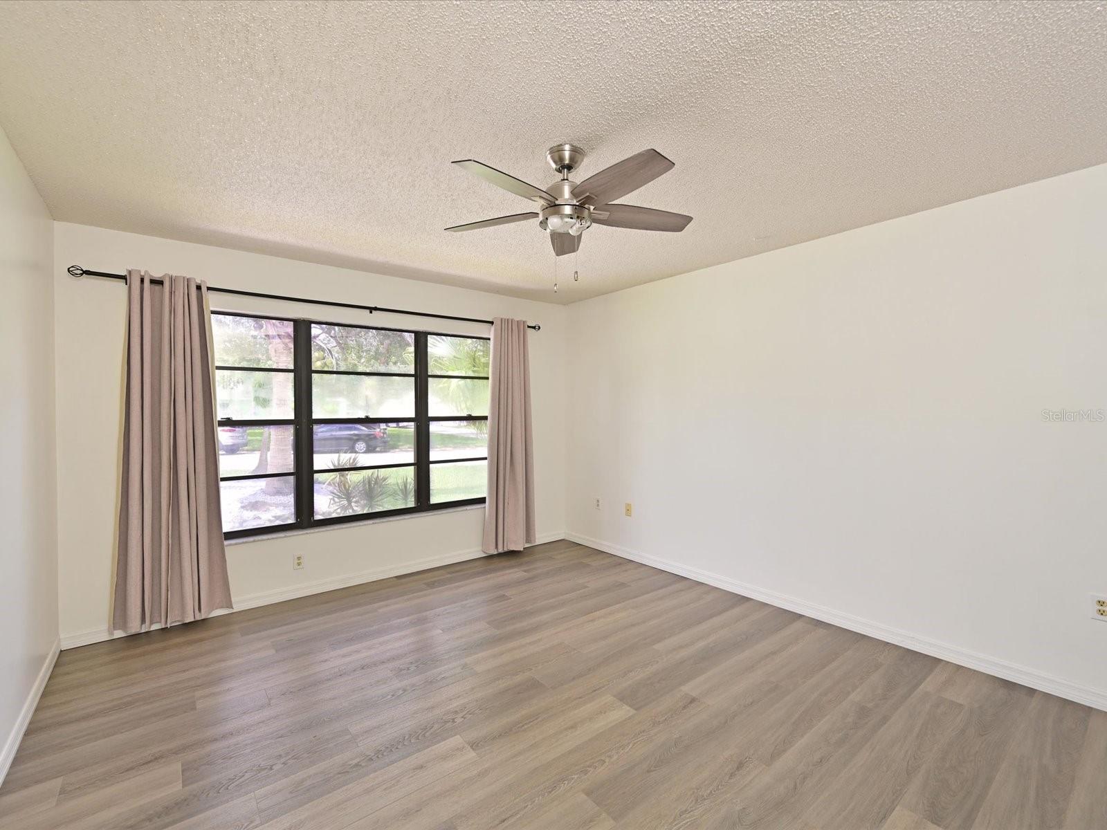 N W REGENCY - Residential