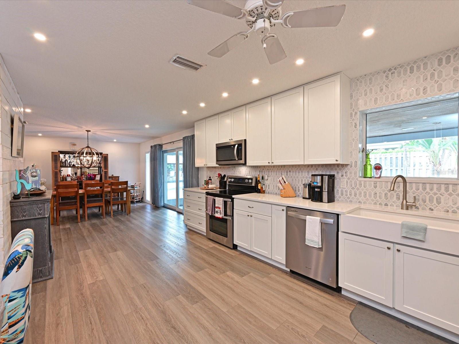 N W REGENCY - Residential