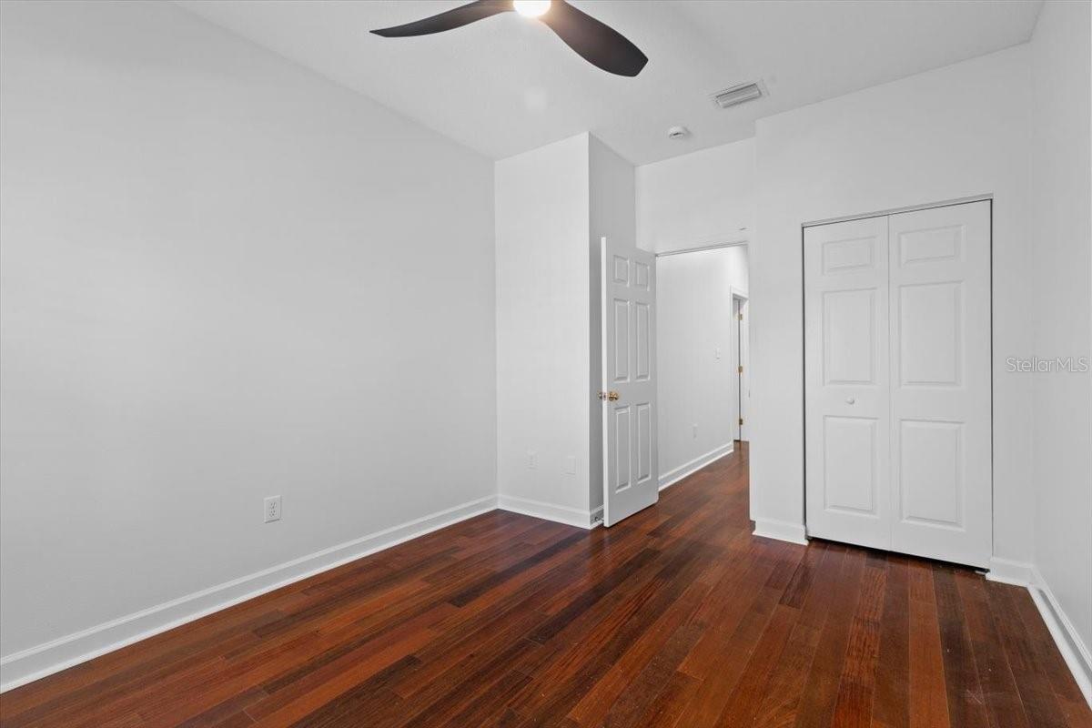 TOWNHOMES ON LINCOLN - Residential