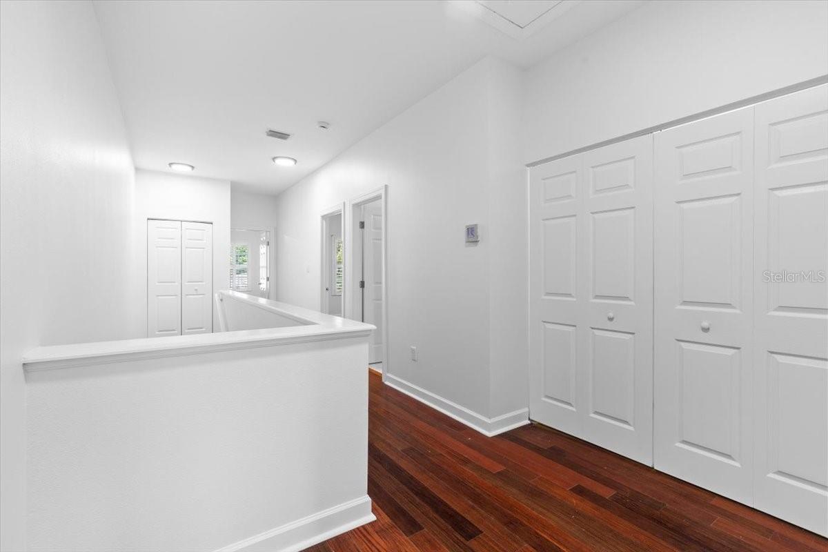 TOWNHOMES ON LINCOLN - Residential