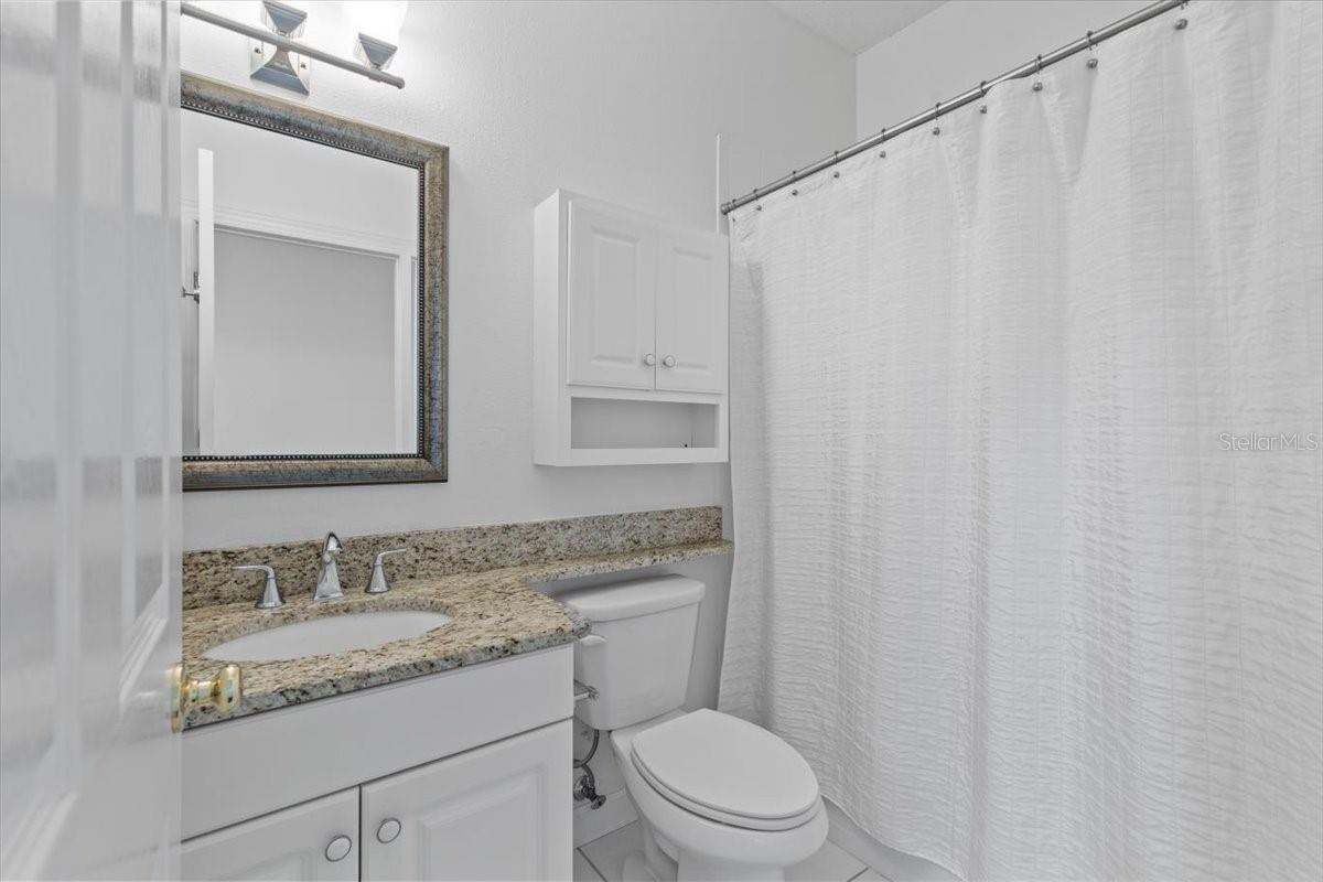 TOWNHOMES ON LINCOLN - Residential