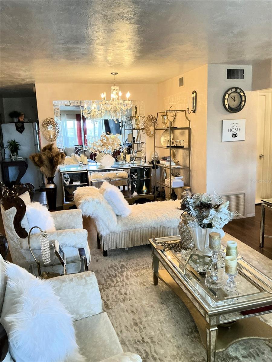 CLEARVIEW OAKS PARADISE - Residential