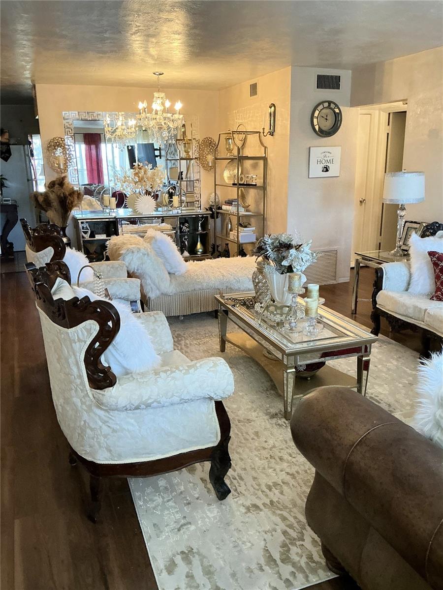 CLEARVIEW OAKS PARADISE - Residential