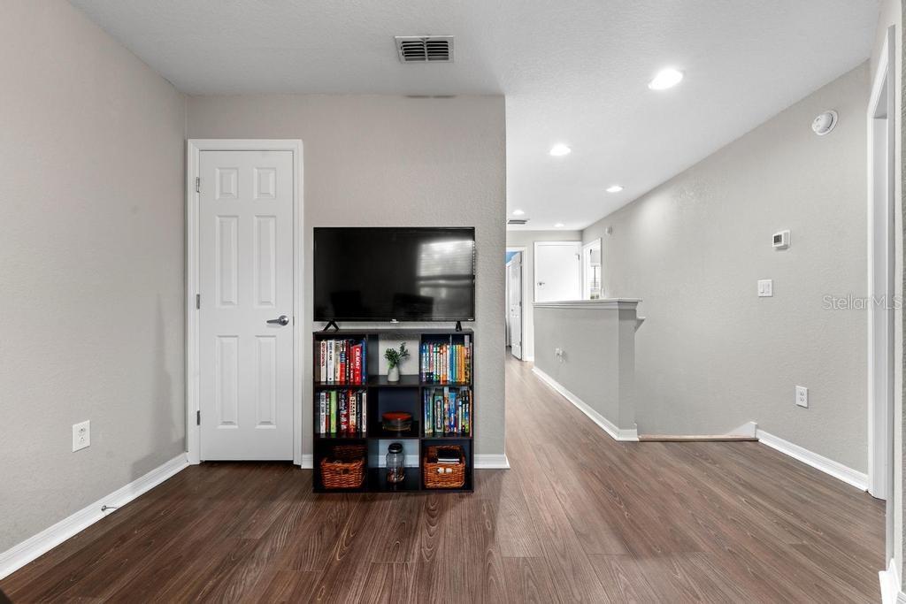 LANDINGS AT ALAFIA - Residential