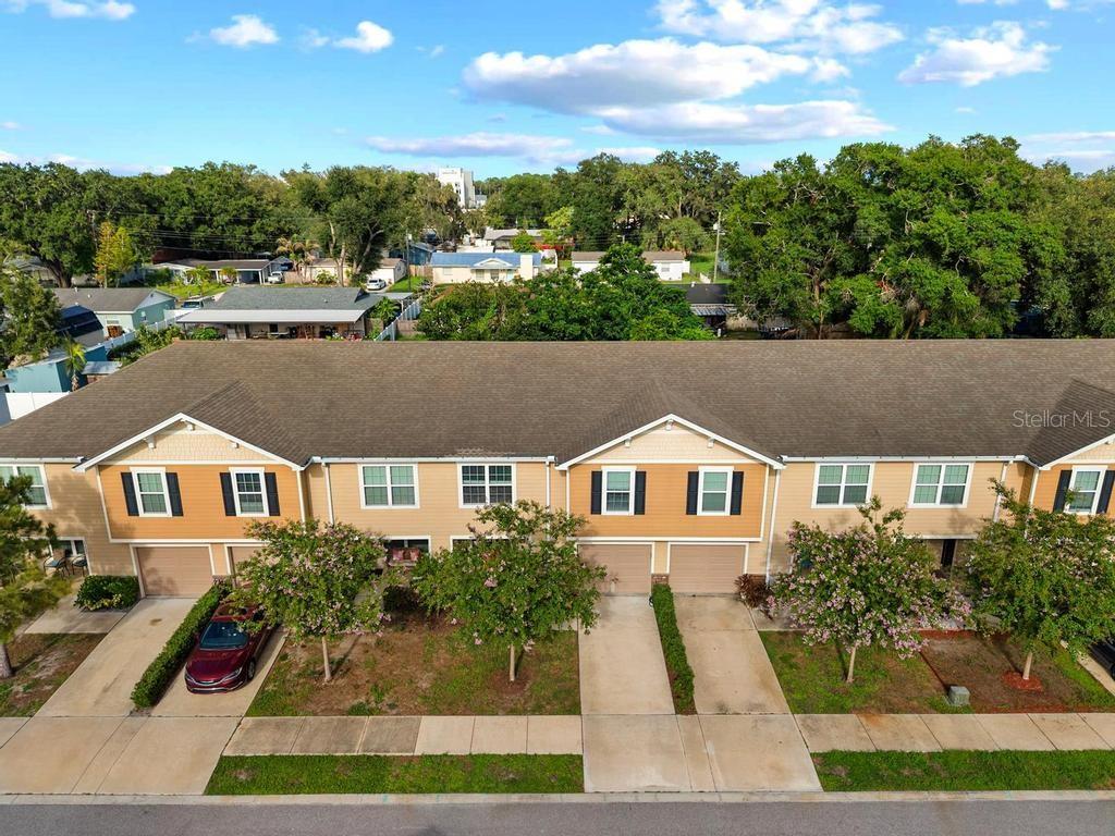 LANDINGS AT ALAFIA - Residential