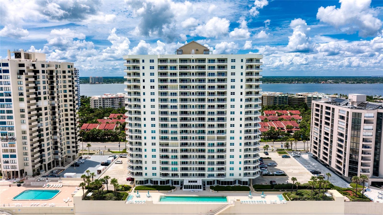 OCEANS 08 - Residential