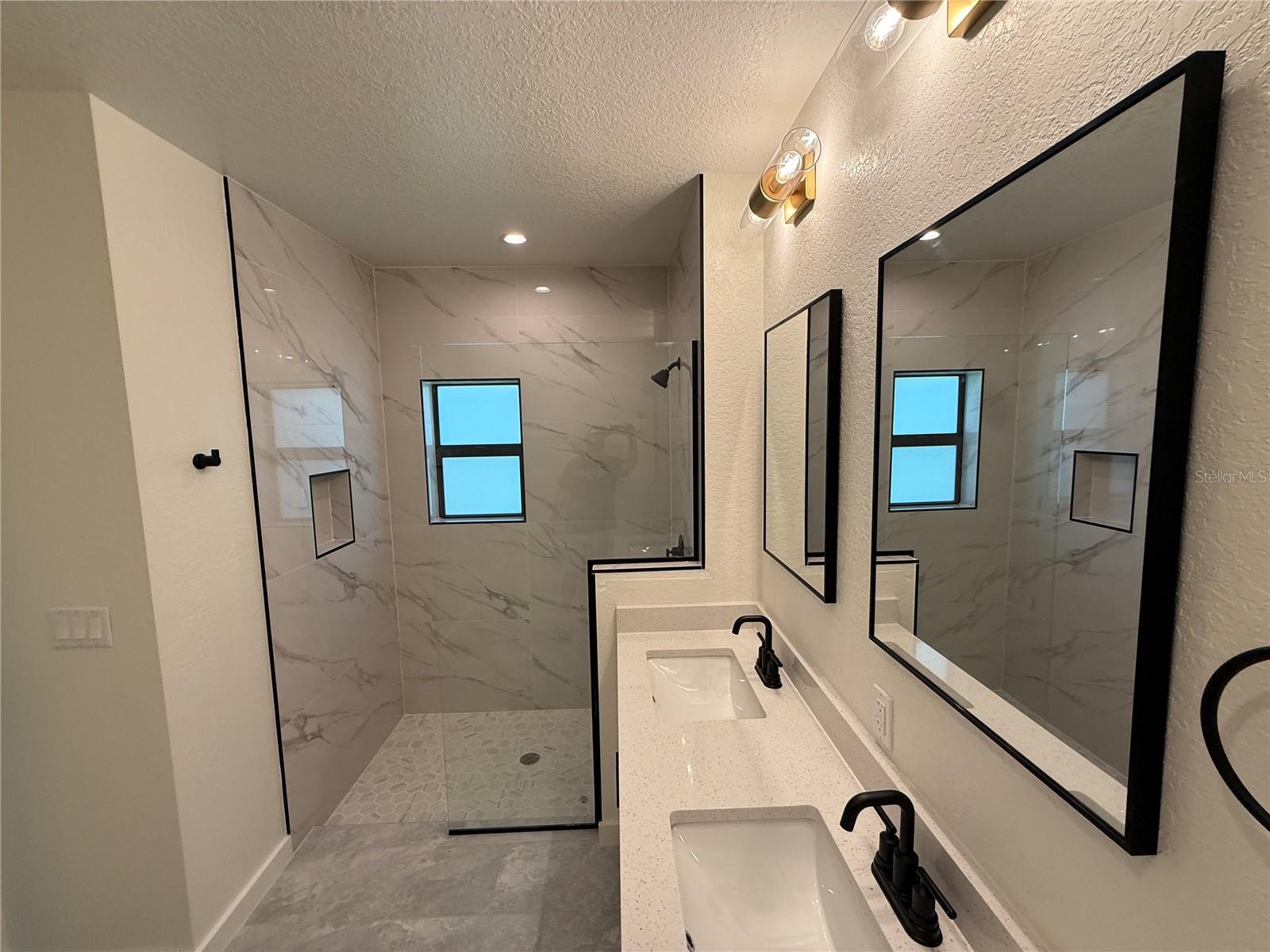 PORT CHARLOTTE SUB 08 - Residential Lease