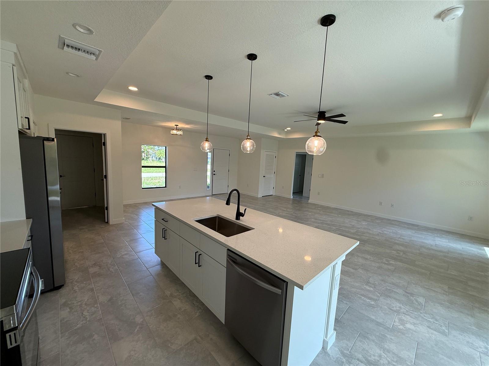 PORT CHARLOTTE SUB 08 - Residential Lease