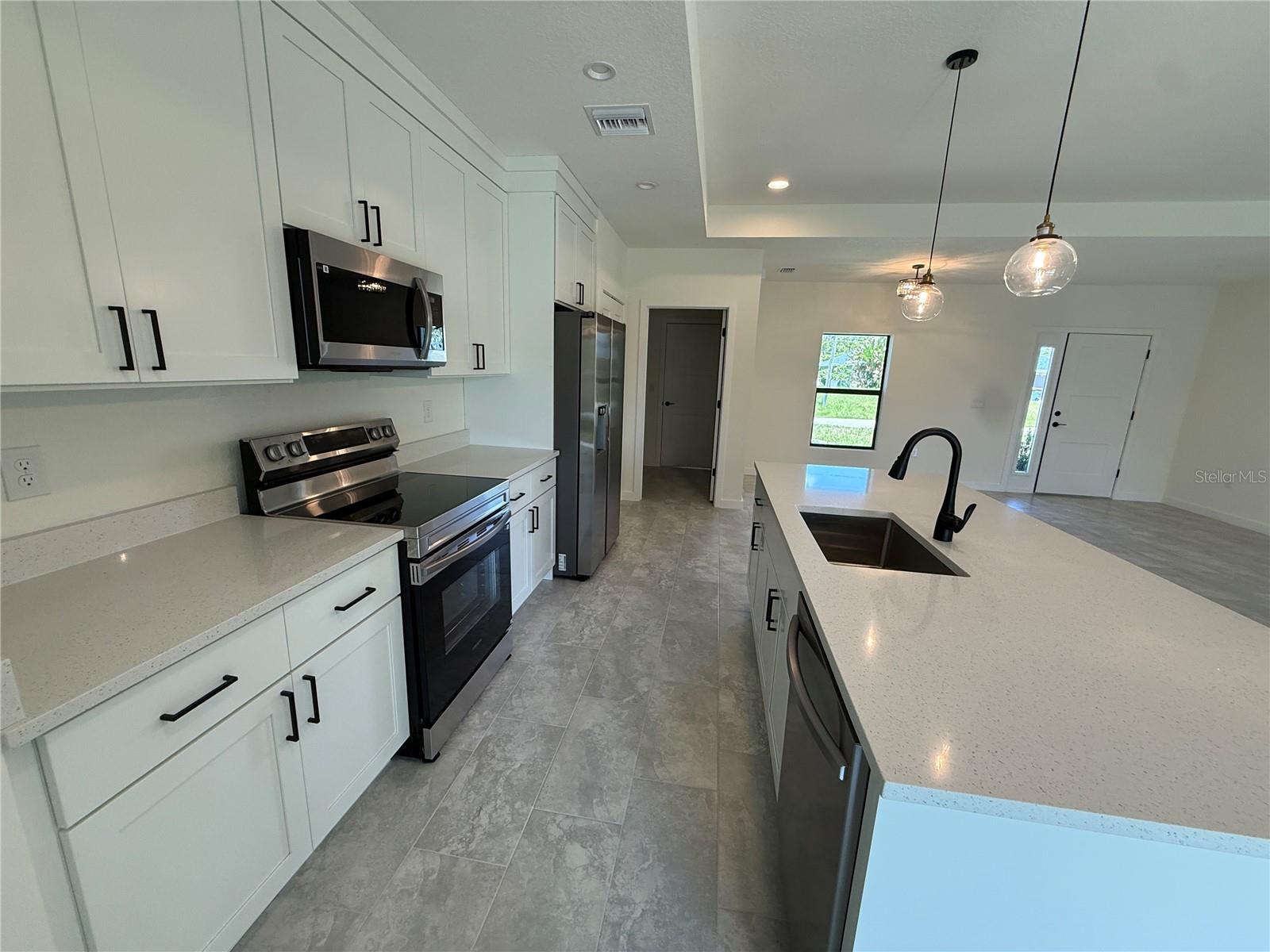 PORT CHARLOTTE SUB 08 - Residential Lease