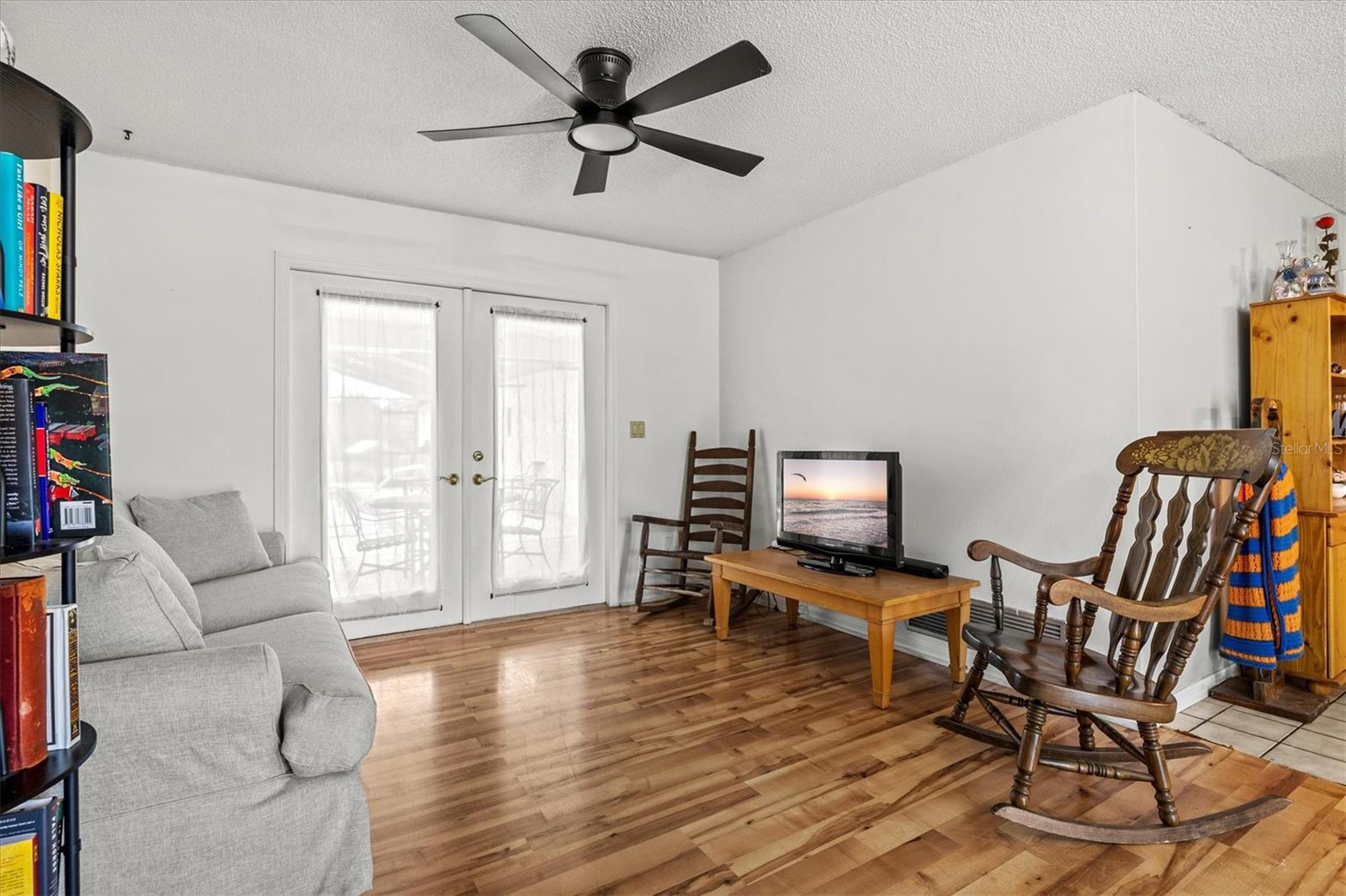 MISSION VALLEY - Residential