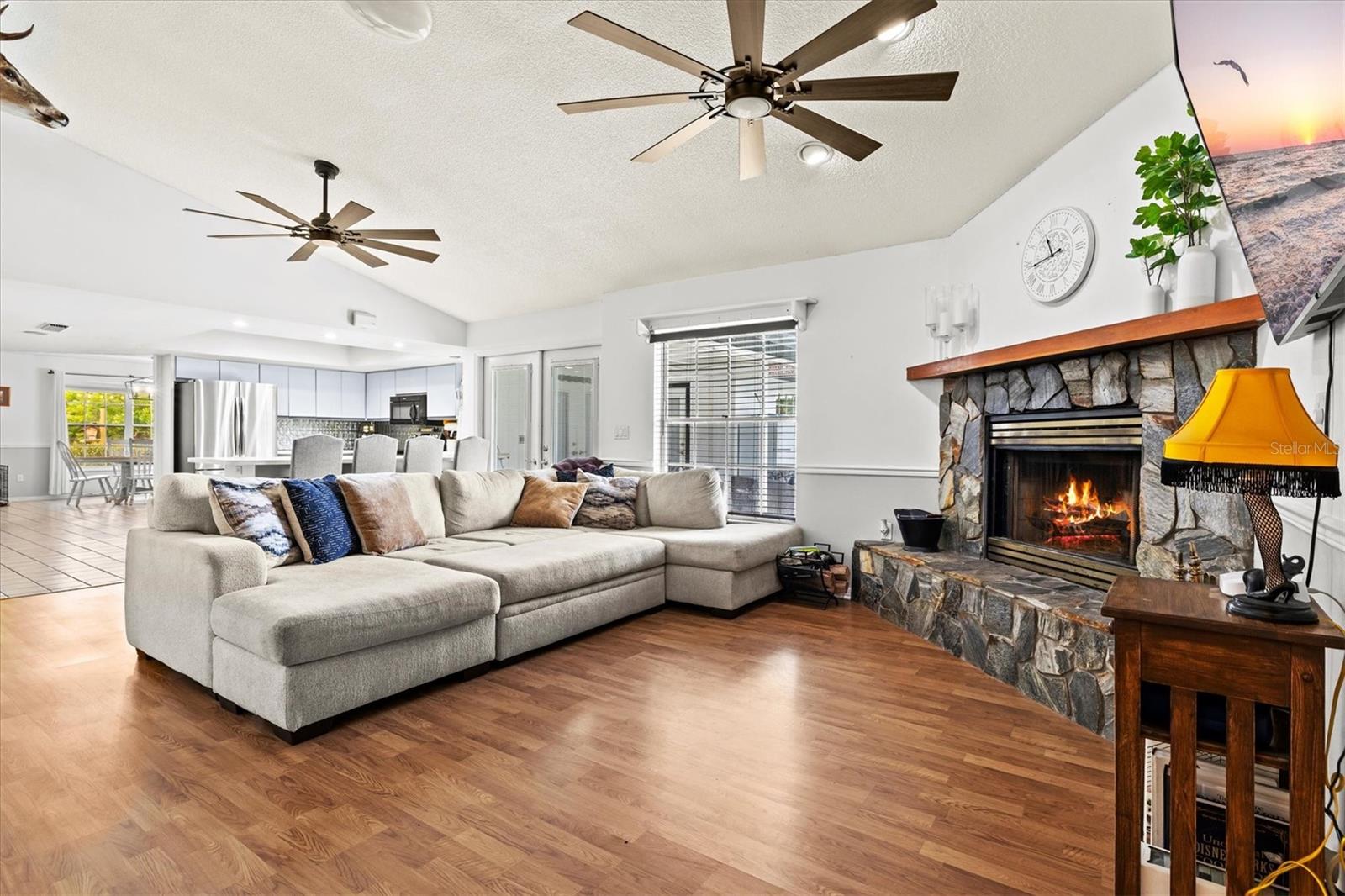 MISSION VALLEY - Residential