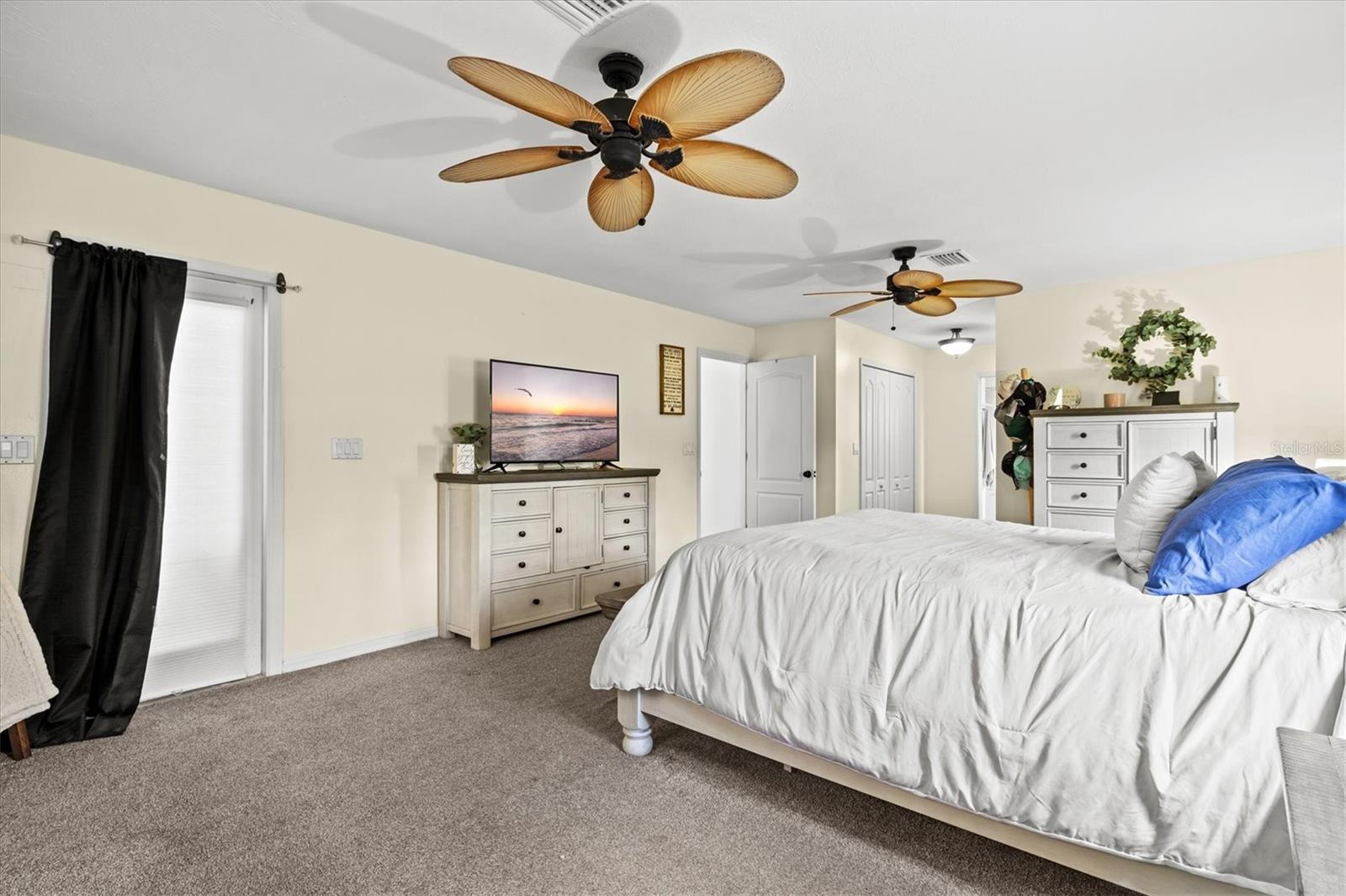 MISSION VALLEY - Residential